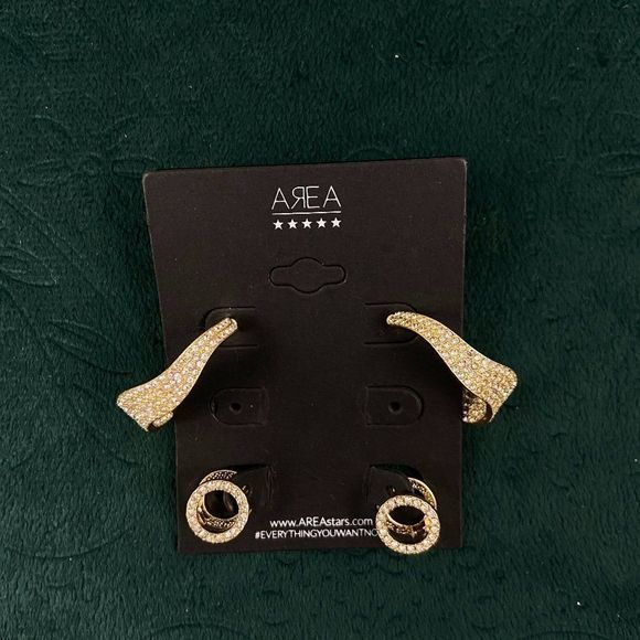 🌿4/$35🌿NWT AREA‎ Gold Diamond Earrings (2 Pairs) - Picture 2 of 4